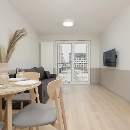 Mokotow Business Center By Renters アパート ワルシャワ