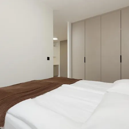Mokotow Business Center By Renters 4* ワルシャワ