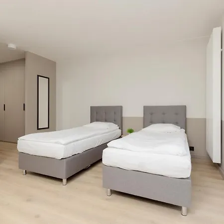 Mokotow Business Center By Renters Apartment *
