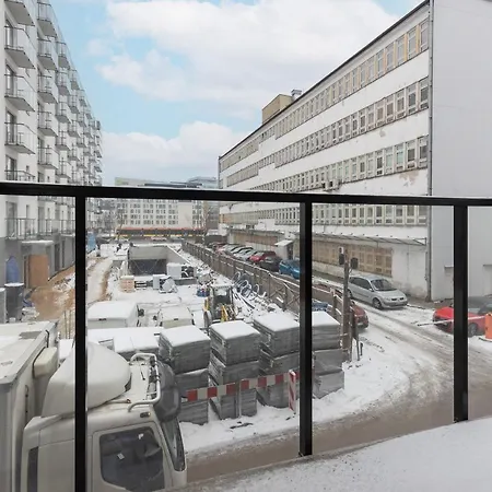 Mokotow Business Center By Renters Apartment
