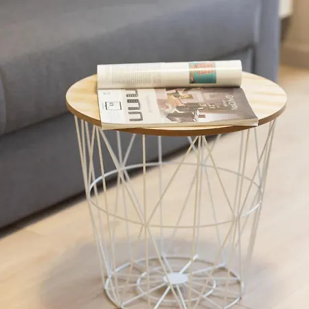 Mokotow Business Center By Renters Apartment