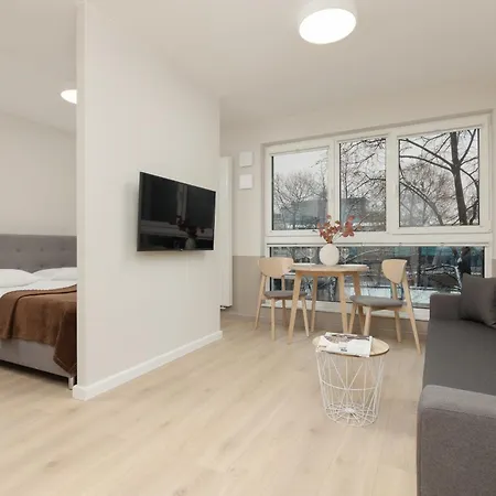 Mokotow Business Center By Renters Apartment *