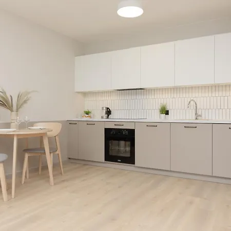 Mokotow Business Center By Renters *