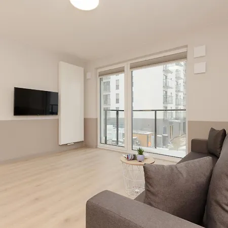 Mokotow Business Center By Renters Apartment *