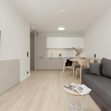 Mokotow Business Center By Renters Apartment