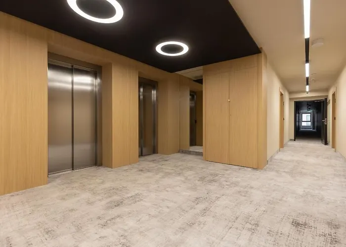 Mokotow Business Center By Renters Daire Varşova