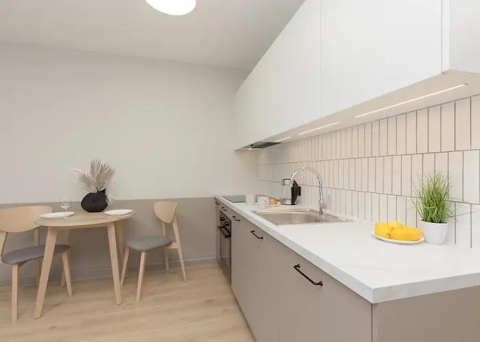 Mokotow Business Center By Renters Daire Varşova