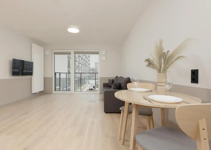 Mokotow Business Center By Renters Daire 4*