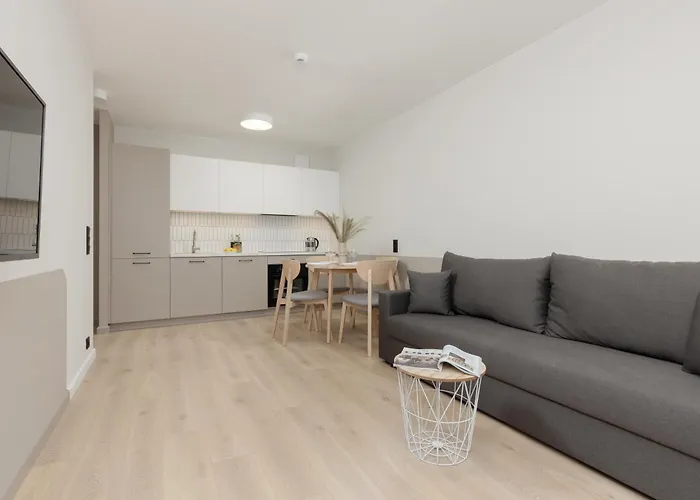 Mokotow Business Center By Renters Varşova