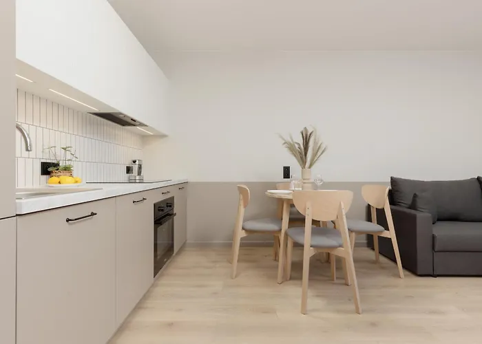 Mokotow Business Center By Renters 4* Varşova