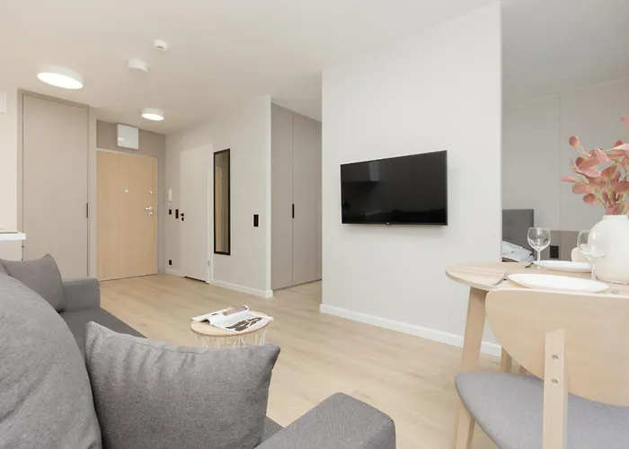 Mokotow Business Center By Renters 4* Varşova