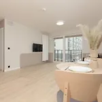 Mokotow Business Center By Renters Lägenhet